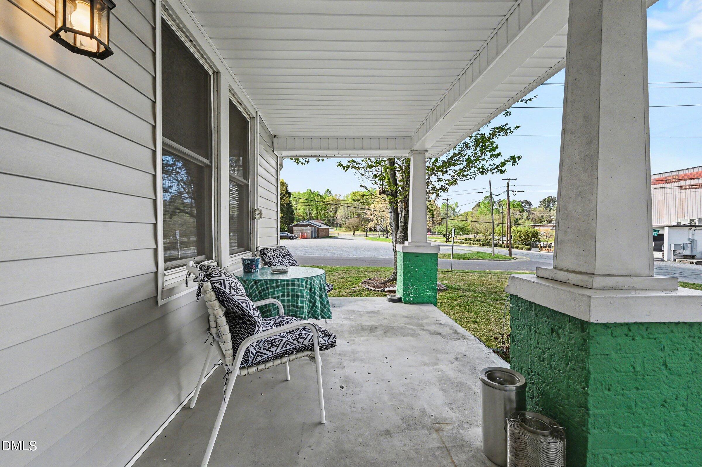 200 North 7th Street Mebane, NC 27302 - Photo 5 of 27 006_file_1379