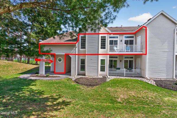$249,900 | 321 Diamond Rock Circle, Troy, NY 12182