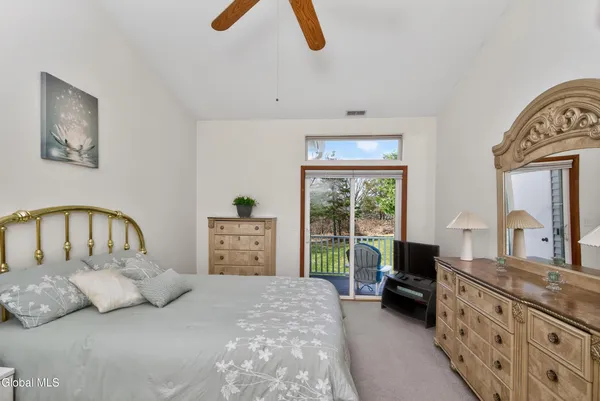 $249,900 | 321 Diamond Rock Circle, Troy, NY 12182