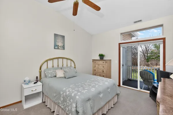 $249,900 | 321 Diamond Rock Circle, Troy, NY 12182