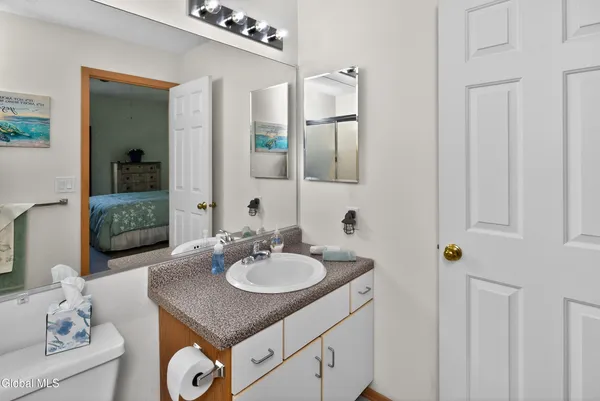 $249,900 | 321 Diamond Rock Circle, Troy, NY 12182