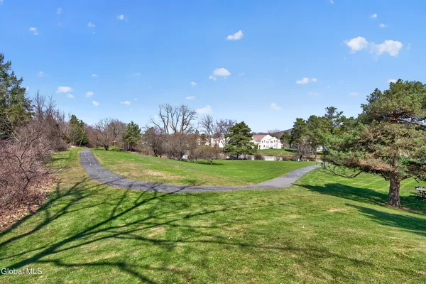 $249,900 | 321 Diamond Rock Circle, Troy, NY 12182