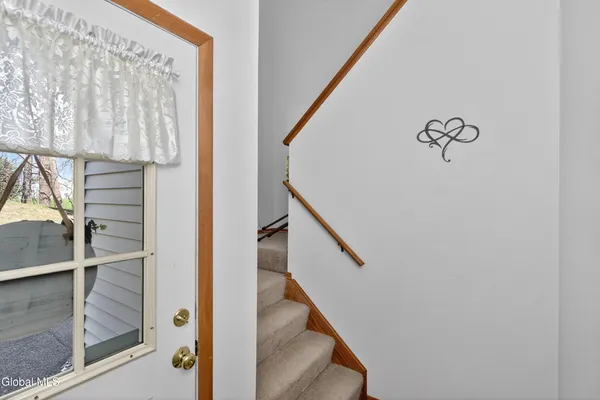 $249,900 | 321 Diamond Rock Circle, Troy, NY 12182