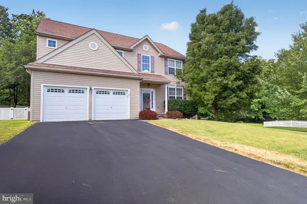 $549,900 | 10 Buck Lane, Upper Chichester, PA 19061