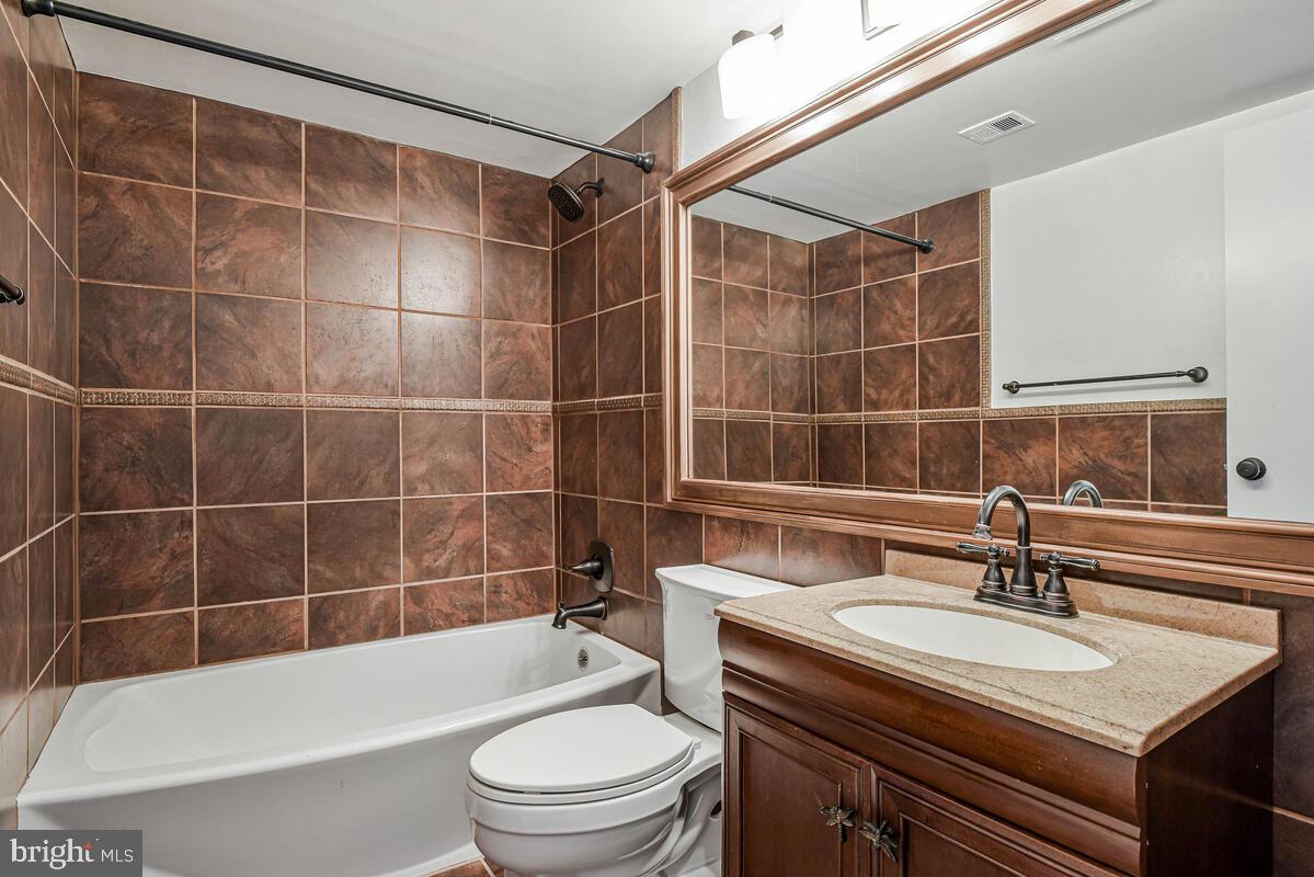 2112 Green Watch Way, Unit 10/301F Reston, VA 20191 - Photo 24 of 35