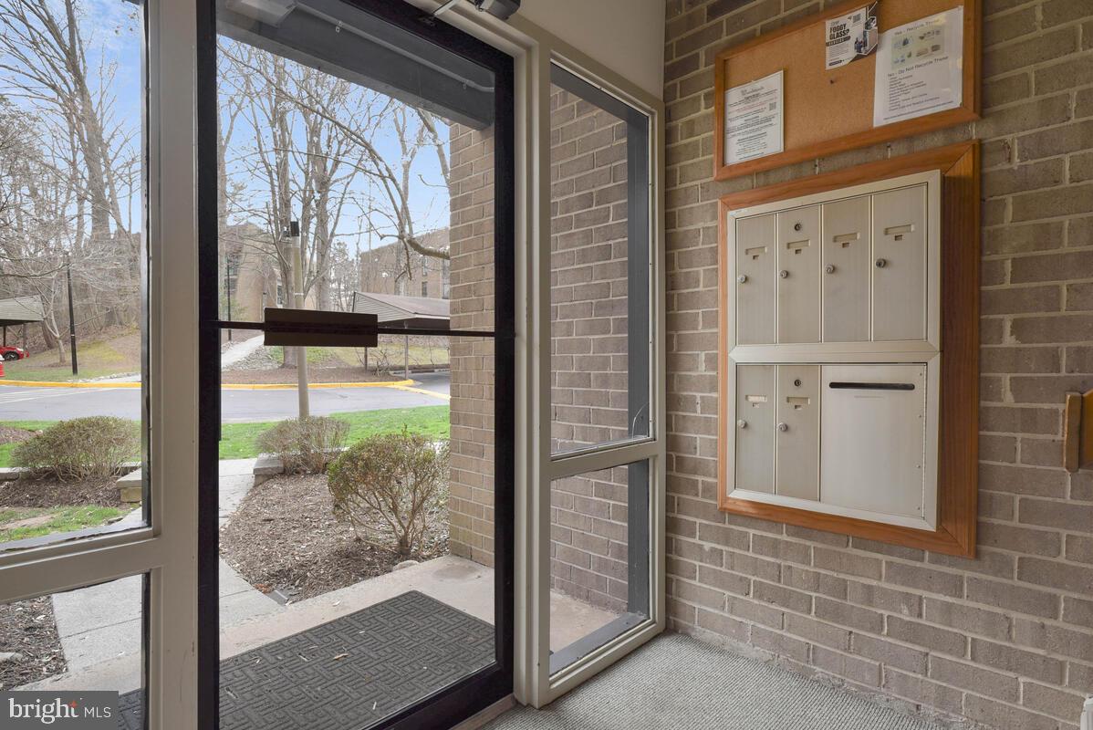 2112 Green Watch Way, Unit 10/301F Reston, VA 20191 - Photo 4 of 35