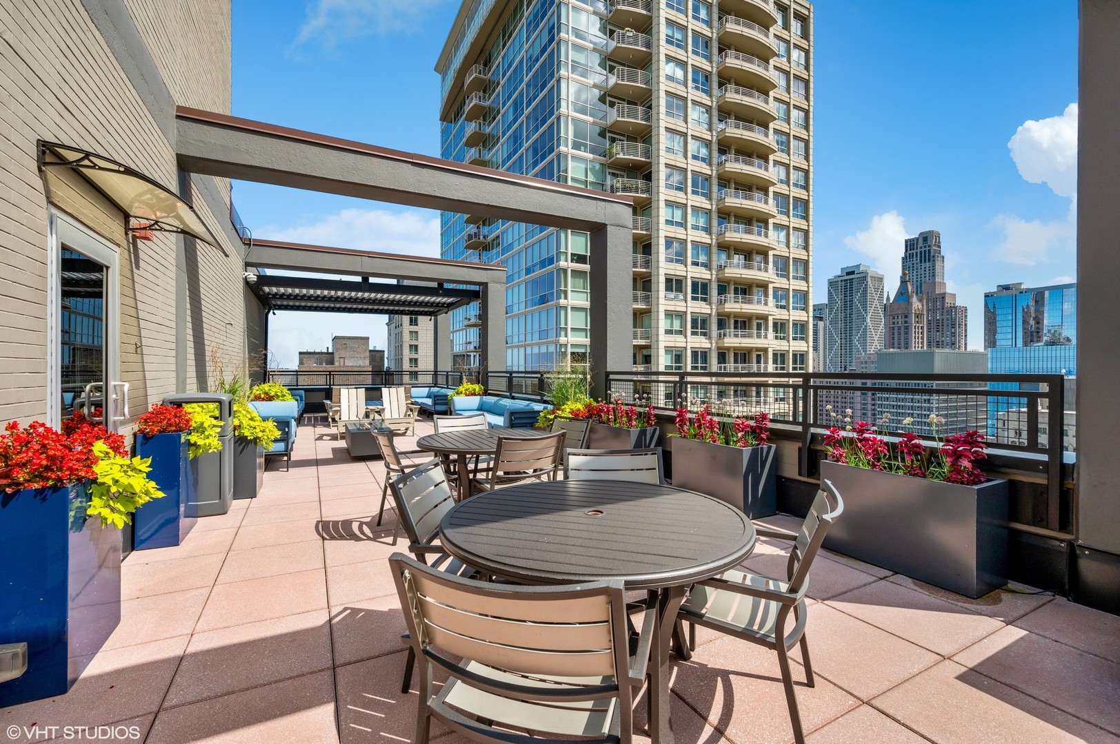 247 East Chestnut Street, Unit 1802 Chicago, IL 60611 - Photo 16 of 23