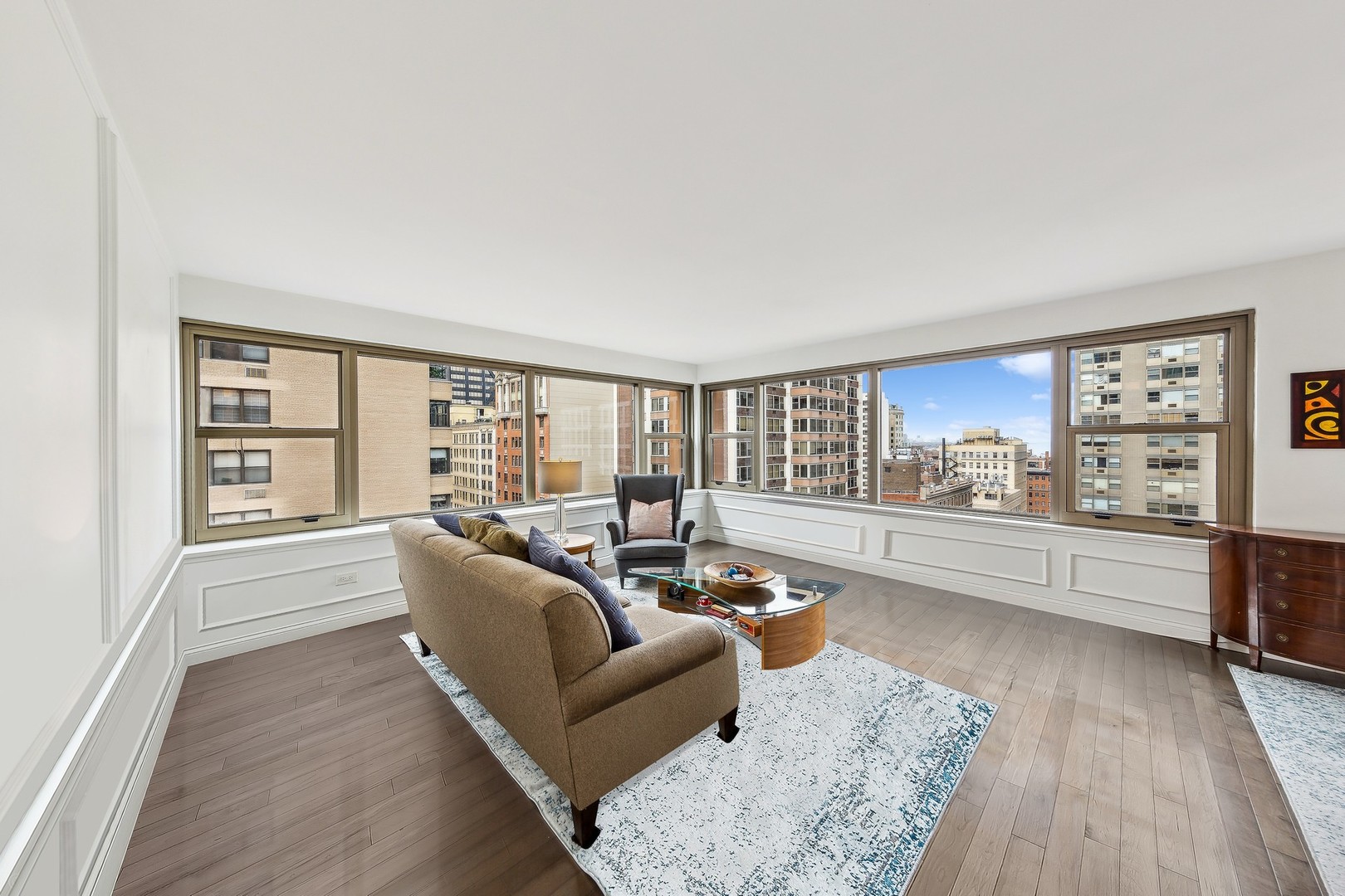 247 East Chestnut Street, Unit 1802 Chicago, IL 60611 - Photo 2 of 23