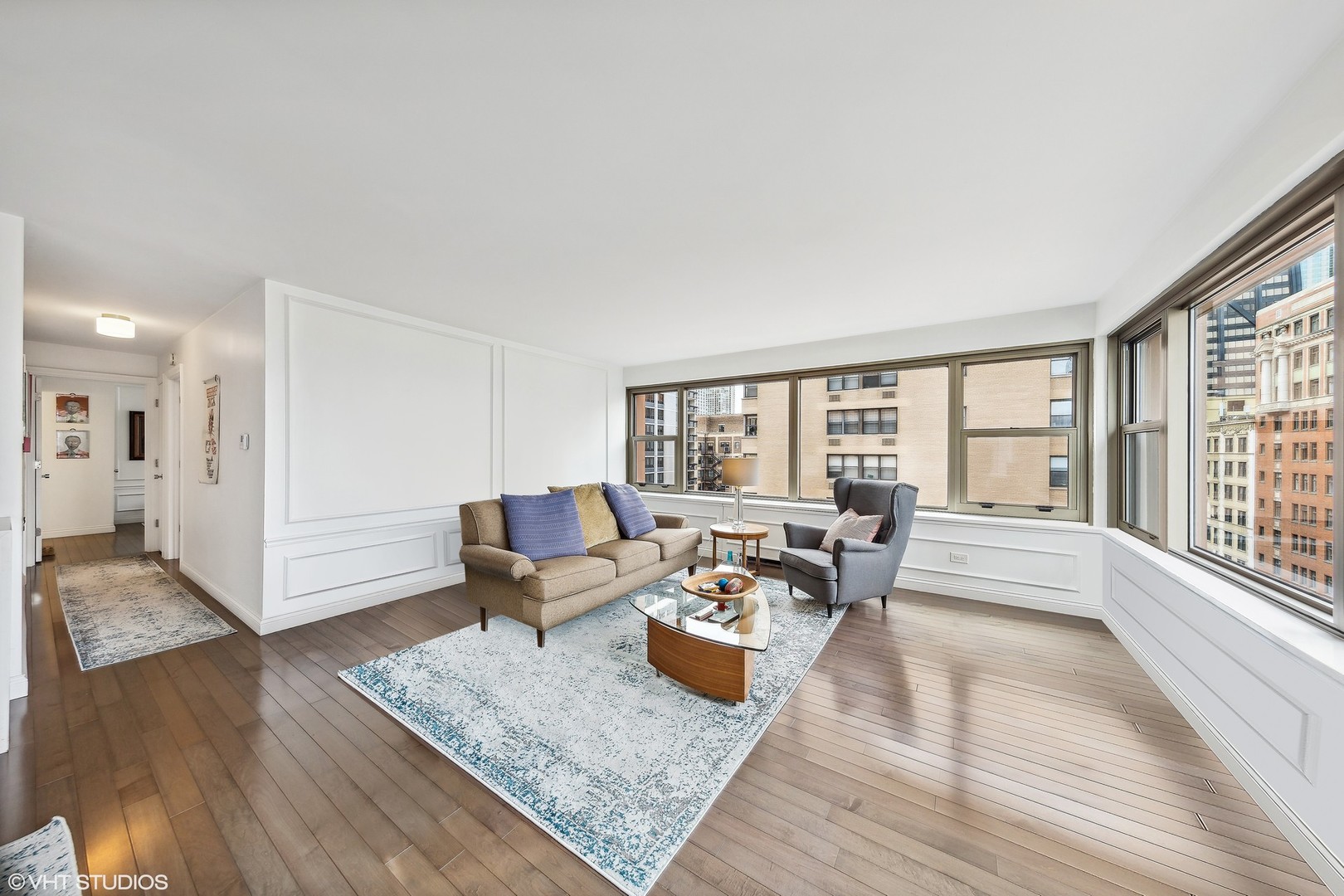 247 East Chestnut Street, Unit 1802 Chicago, IL 60611 - Photo 3 of 23