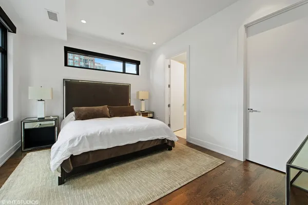 $6,500 | 668 North Kingsbury Street, Unit 507, Chicago, IL 60654