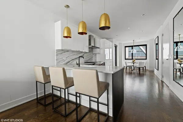 $6,500 | 668 North Kingsbury Street, Unit 507, Chicago, IL 60654