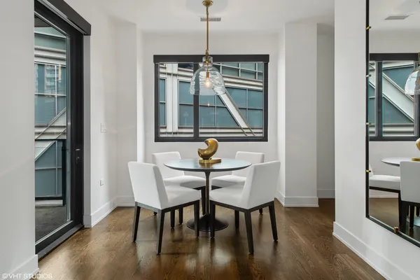 $6,500 | 668 North Kingsbury Street, Unit 507, Chicago, IL 60654