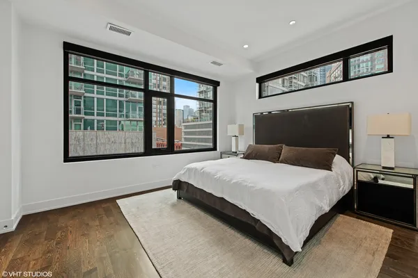 $6,500 | 668 North Kingsbury Street, Unit 507, Chicago, IL 60654