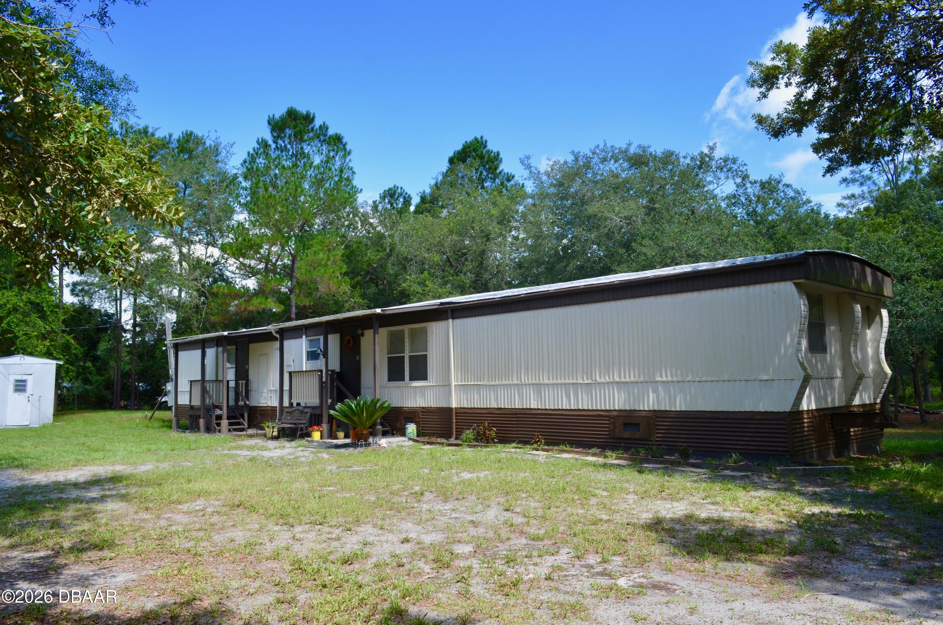 33135 Forest Ridge Road DeLand, FL 32720 - Photo 3 of 24 DSC_3232