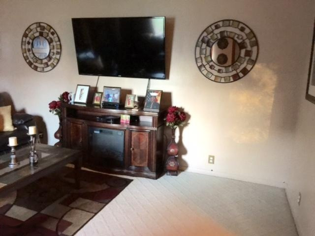 1243 Pipestone Road Benton Harbor, MI 49022 - Photo 13 of 23 1243 Pipestone LR 3