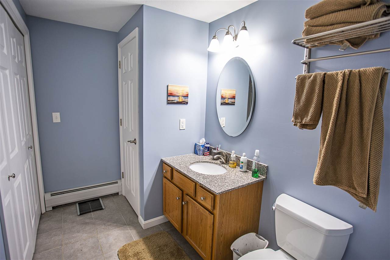 88 Frost Road Derry, NH 03038 - Photo 23 of 26