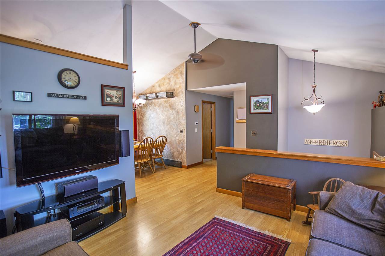 88 Frost Road Derry, NH 03038 - Photo 7 of 26