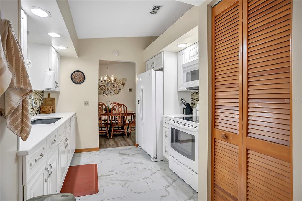 2192 Fireside Road Deltona, FL 32738 - Photo 12 of 39 Gallery Image 12