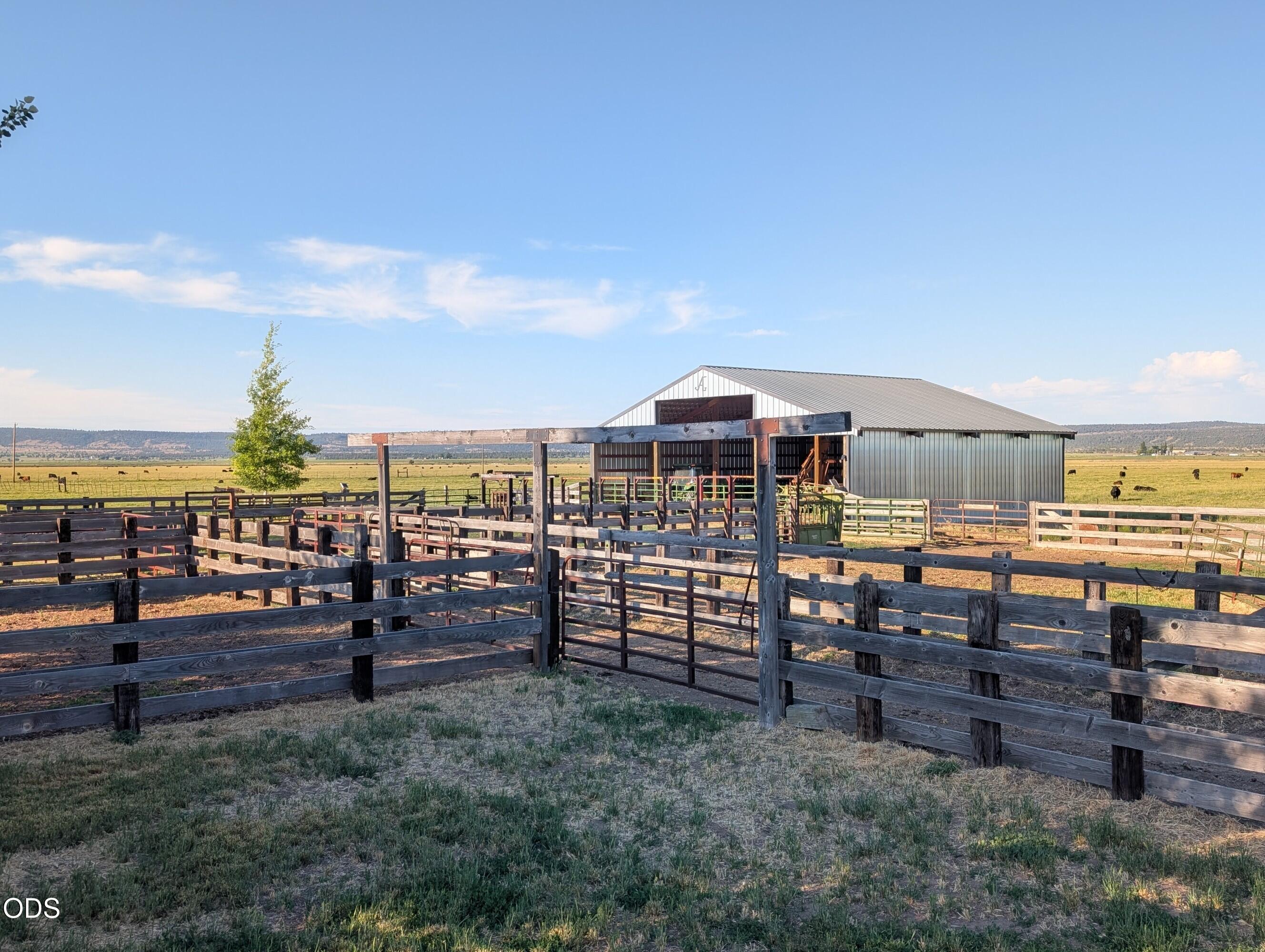 15655 West Langell Valley Road Bonanza, OR 97623 - Photo 44 of 53