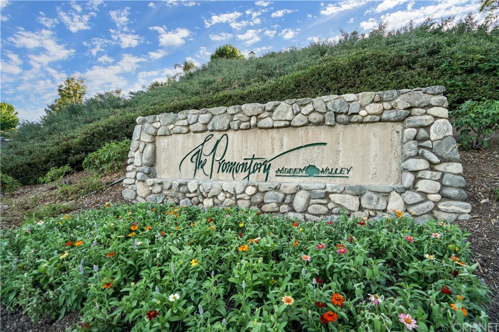24609 Skyridge Drive Newhall, CA 91321 - Photo 56 of 60 a sign that is sitting in the middle of a field