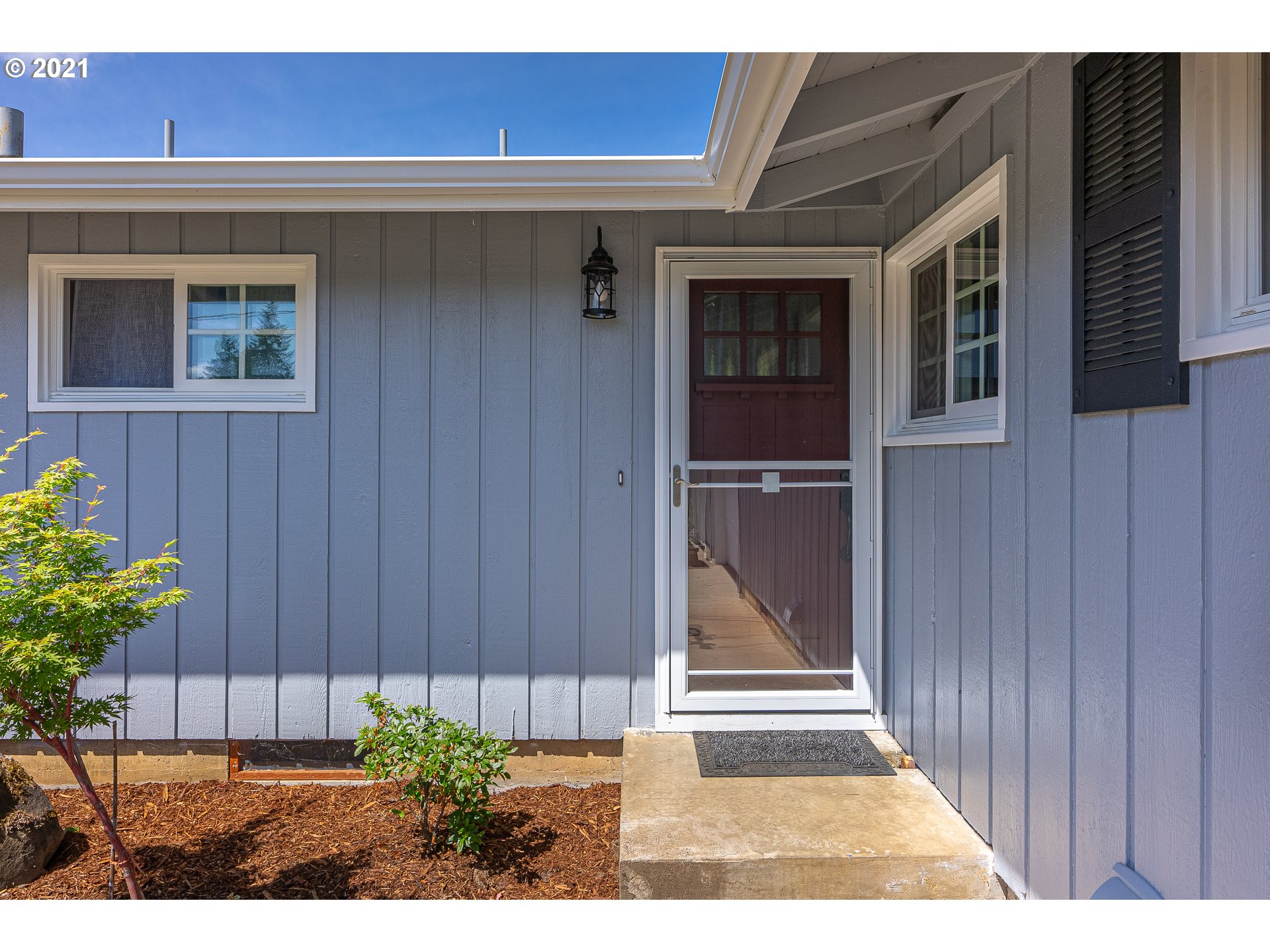 23785 Suttle Road Veneta, OR 97487 - Photo 3 of 32 Gallery Image 3