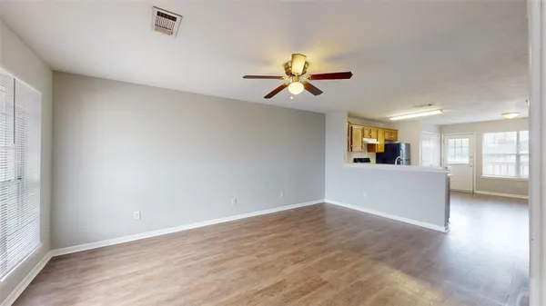 $1,150 | 1507 Hollow Hill Drive, Unit B, Bryan, TX 77802