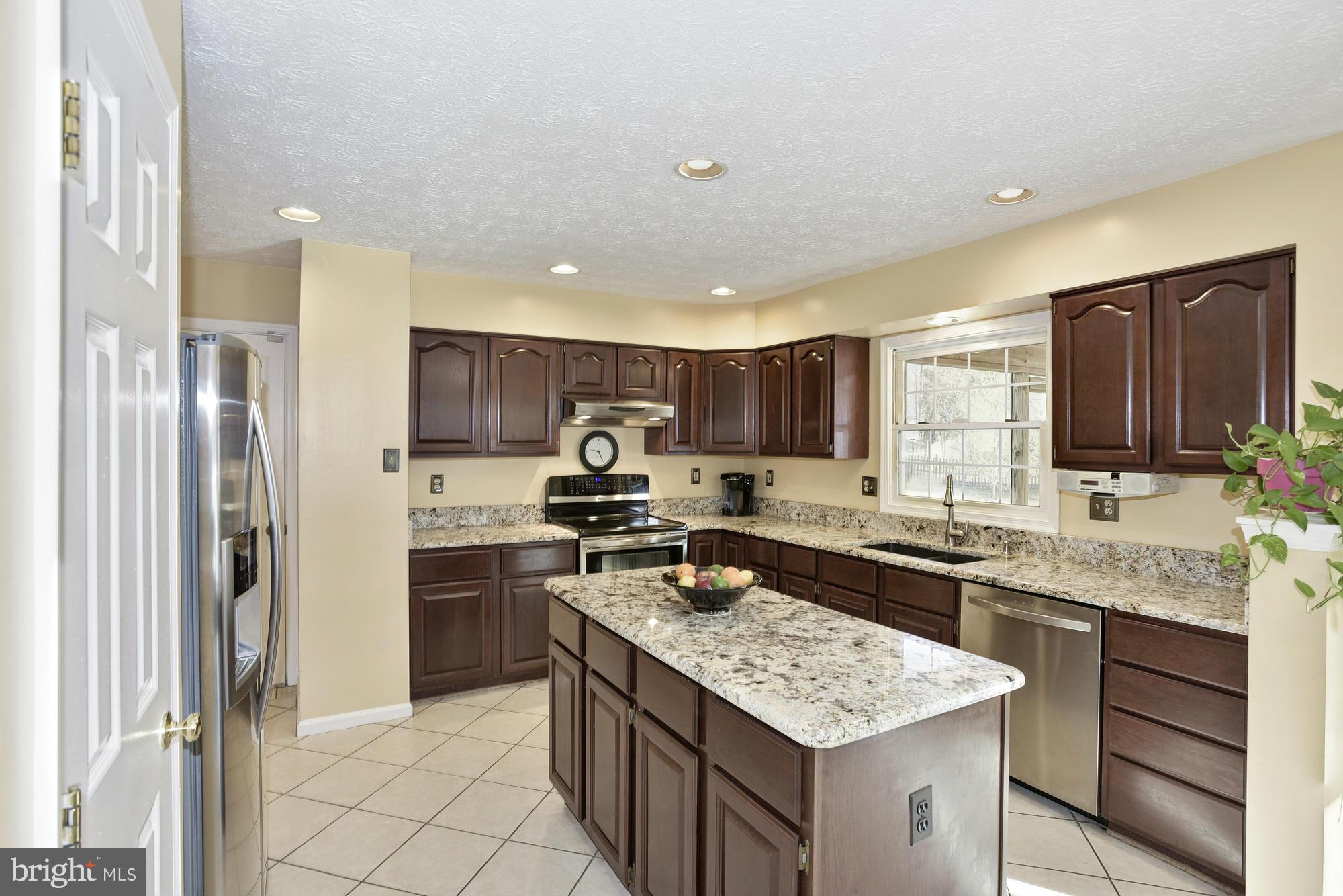 10456 Stansfield Road Laurel, MD 20723 - Photo 5 of 29 Gourmet Kitchen