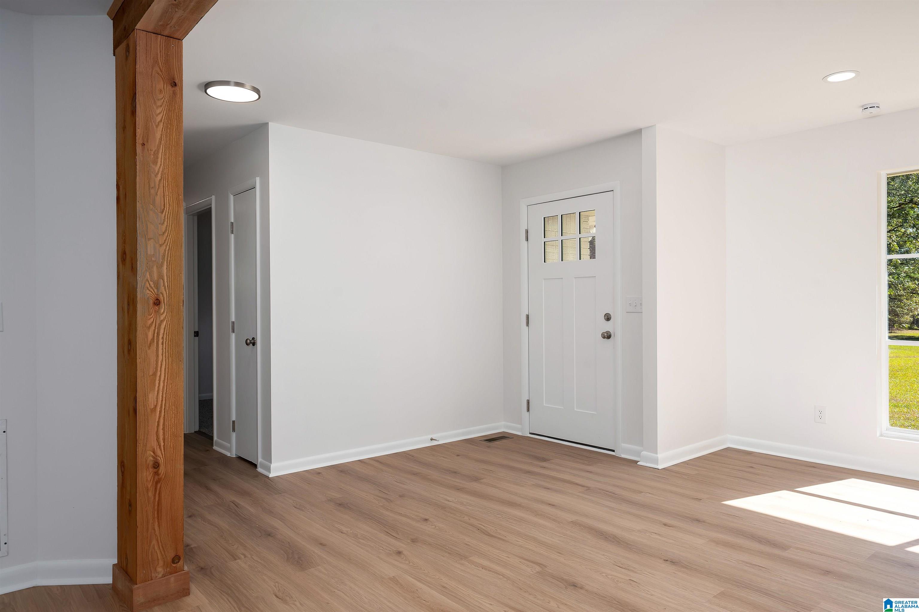 9389 Central Road Warrior, AL 35180 - Photo 5 of 42
