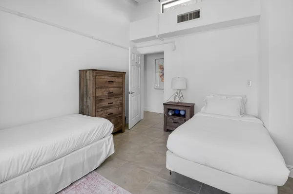 $1,925,000 | 245 Seacrest Lane, Delray Beach, FL 33444