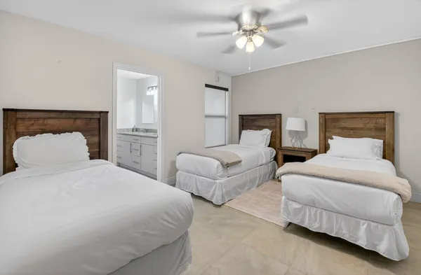 $1,925,000 | 245 Seacrest Lane, Delray Beach, FL 33444