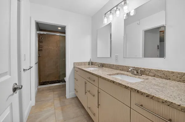 $1,925,000 | 245 Seacrest Lane, Delray Beach, FL 33444