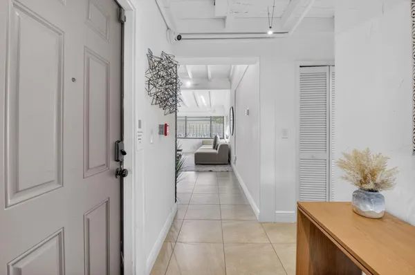 $1,925,000 | 245 Seacrest Lane, Delray Beach, FL 33444