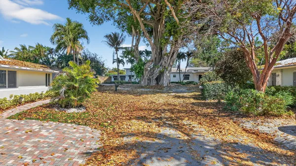 $1,925,000 | 245 Seacrest Lane, Delray Beach, FL 33444