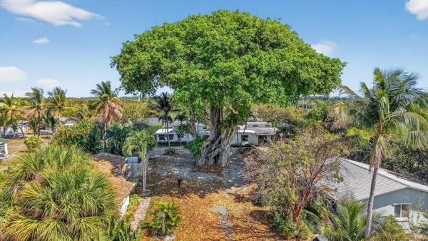 $1,925,000 | 245 Seacrest Lane, Delray Beach, FL 33444