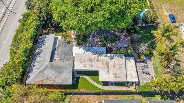 $1,925,000 | 245 Seacrest Lane, Delray Beach, FL 33444