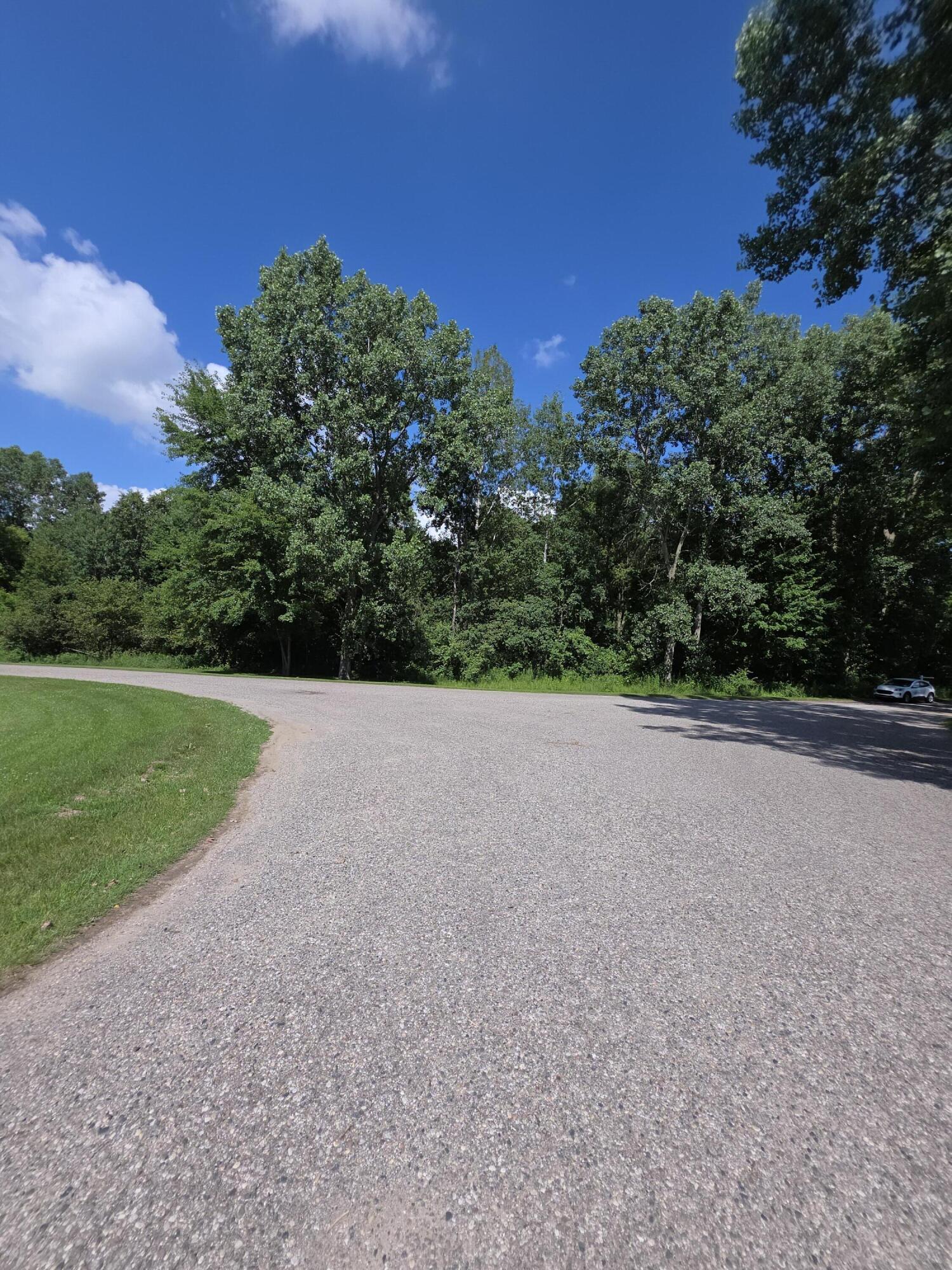 Stonegate Drive Lapeer, MI 48446 - Photo 2 of 5 20250710_161514