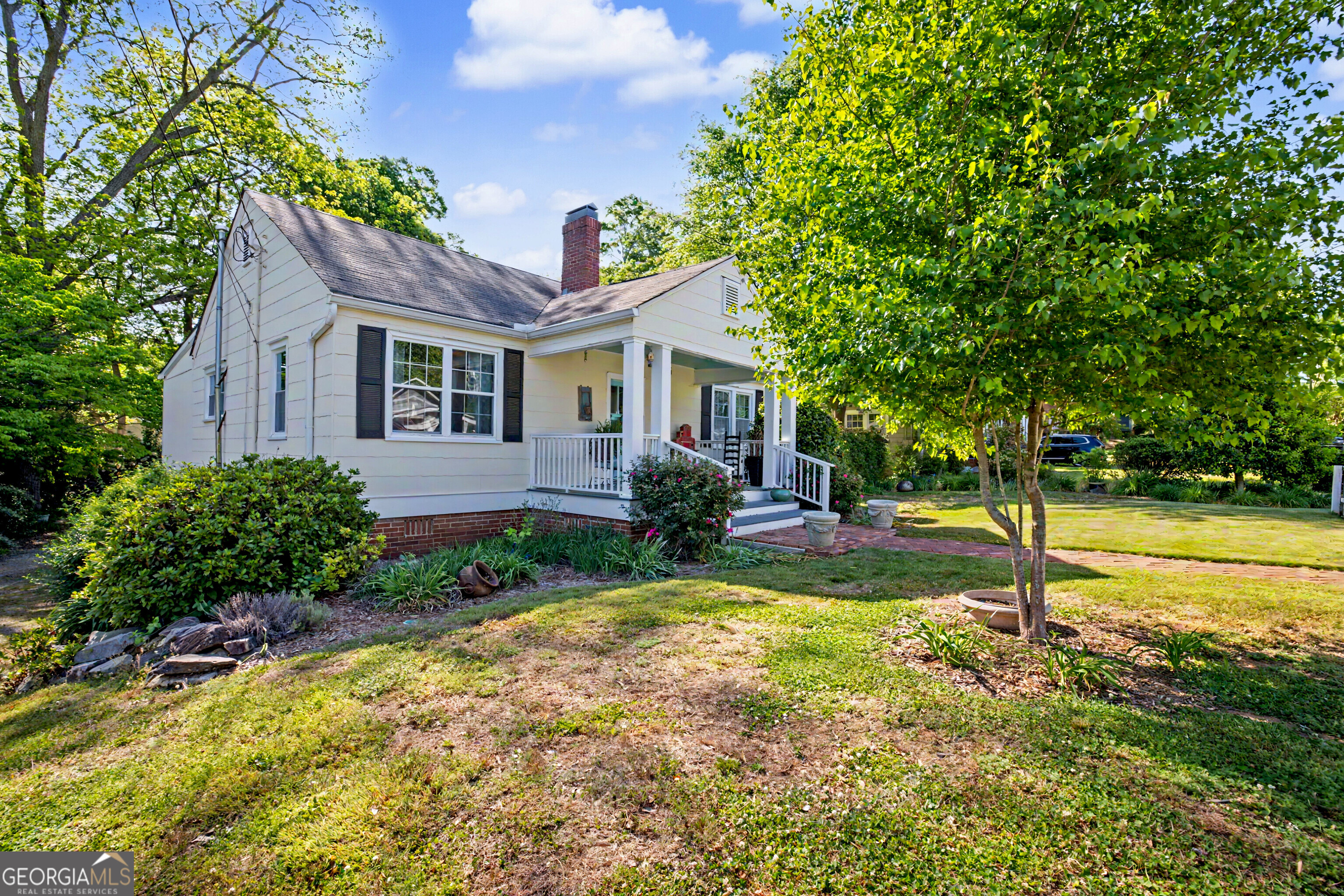 26 Powell Place Newnan, GA 30263 - Photo 3 of 34