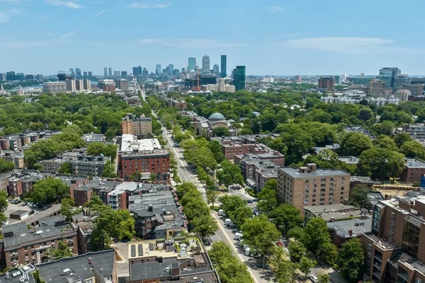 $4,800 | 78 Browne Street, Unit 2, Brookline, MA 02446