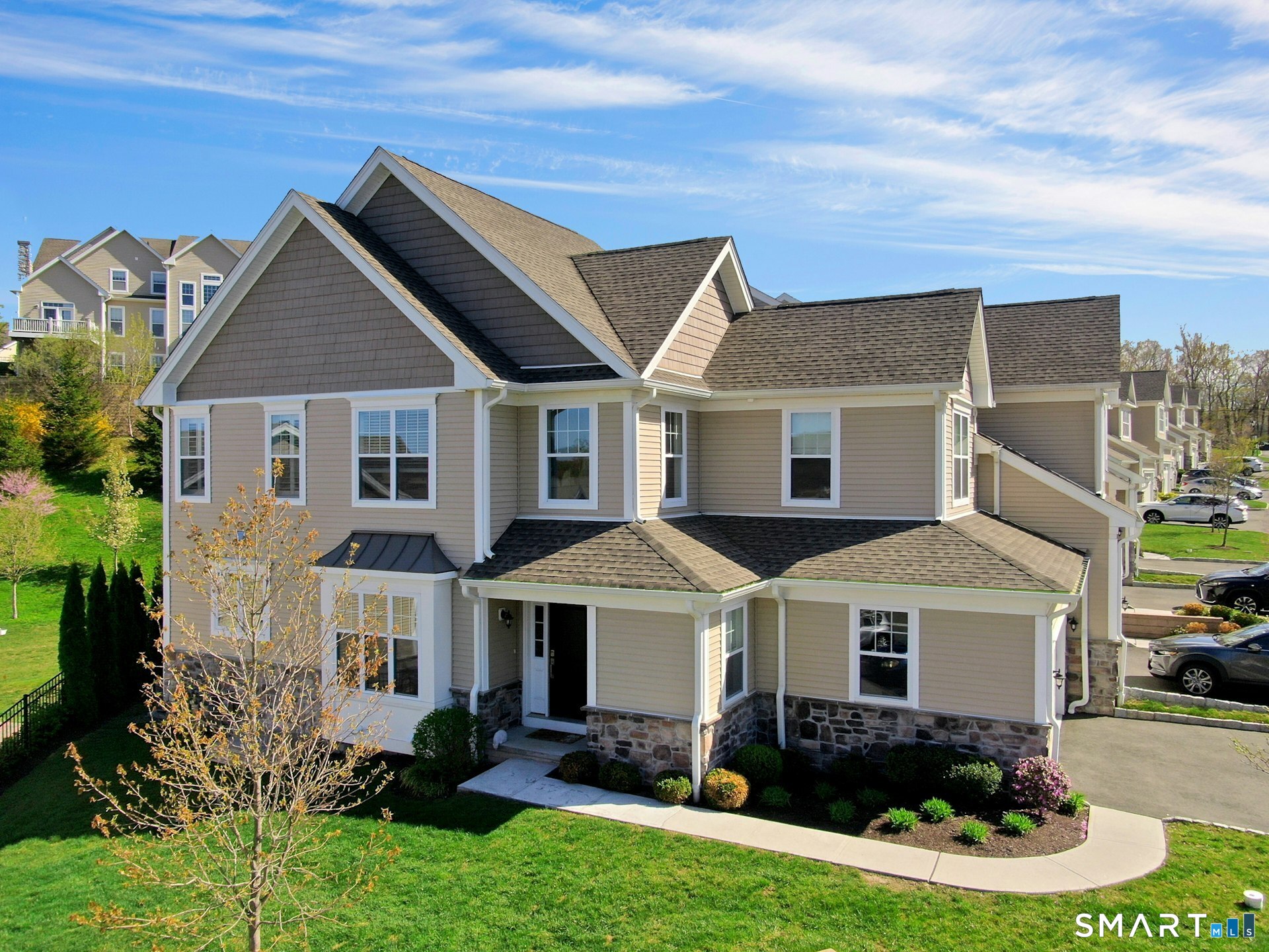 82 Winding Ridge Way, Unit 82 Danbury, CT 06810 - Photo 2 of 40