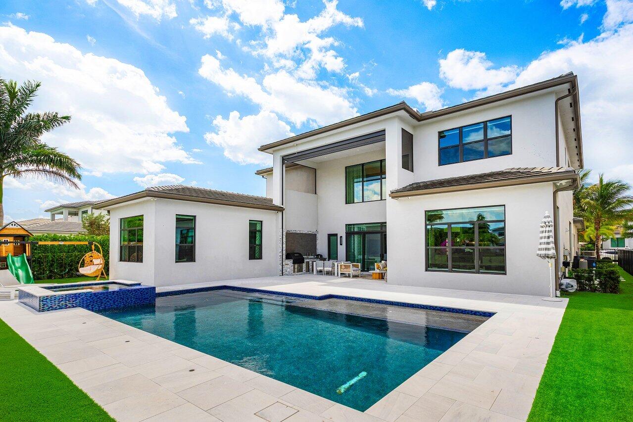 9625 Vescovato Way Boca Raton, FL 33496 - Photo 46 of 94 045-9625VescovatoWay-BocaRaton-FL-33496-
