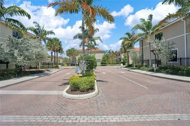 $2,850 | 3313 Northwest 11th Avenue, Pompano Beach, FL 33064