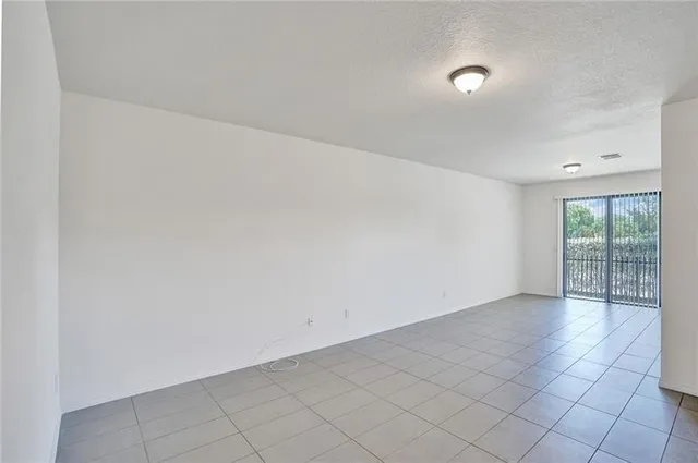 $2,850 | 3313 Northwest 11th Avenue, Pompano Beach, FL 33064