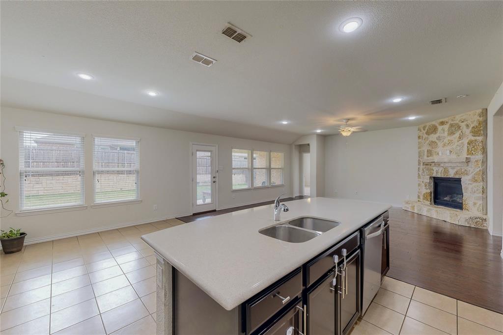 8100 Horseman Road Fort Worth, TX 76131 - Photo 12 of 35