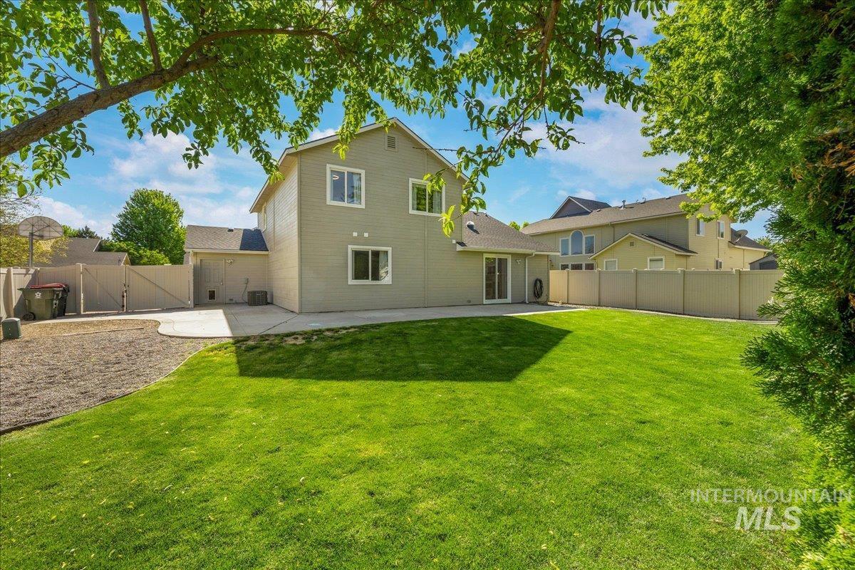 1384 East Palermo Street Meridian, ID 83642 - Photo 28 of 43