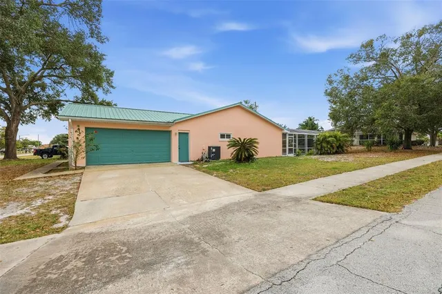 $320,000 | 980 Buttercup Terrace, Deltona, FL 32725
