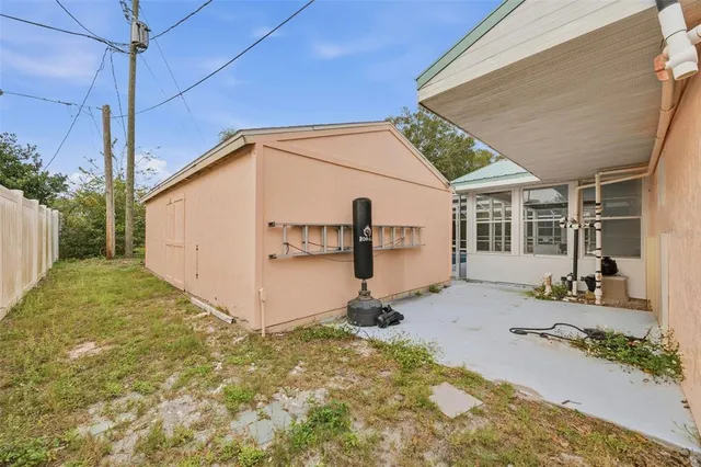 $320,000 | 980 Buttercup Terrace, Deltona, FL 32725
