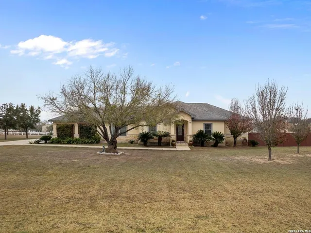 $494,990 | 500 Wagon Train Road, La Vernia, TX 78121