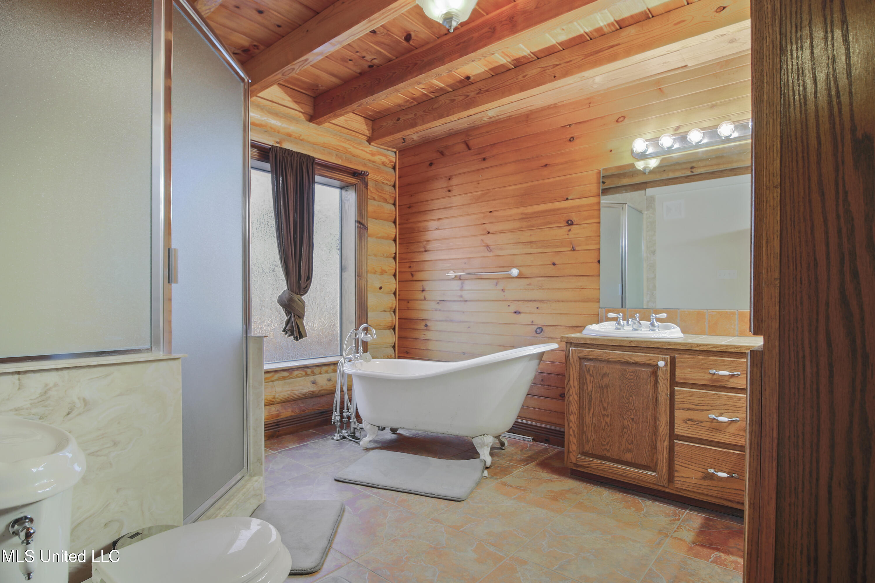 17542 Jones Lane Saucier, MS 39574 - Photo 21 of 39 Primary Bath