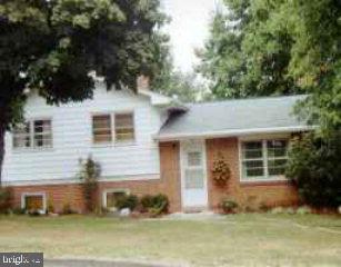 941 Cardinal Road Lancaster, PA 17601 - Photo 1 of 1 Gallery Image 1