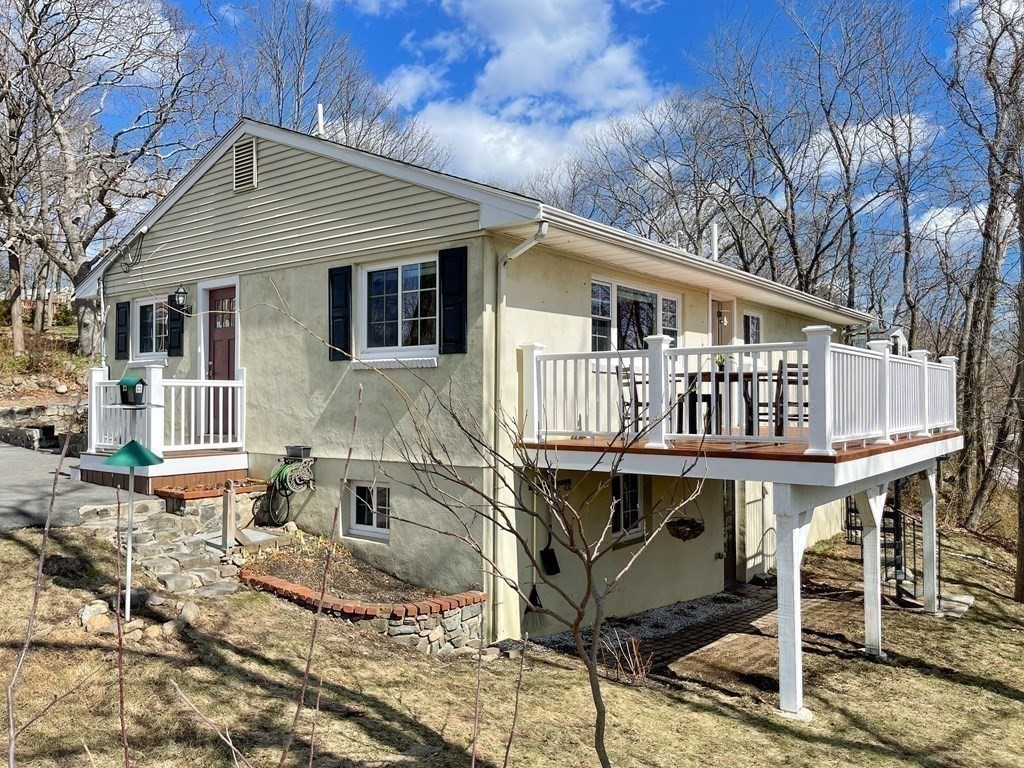35 Upland Road Lynn, MA 01902 - Photo 1 of 34 Gallery Image 1